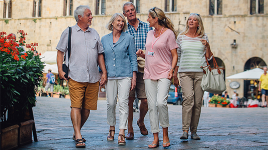 A group on a tour of Tuscany